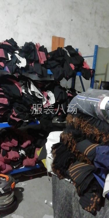 招聘：：女式时装.休闲男裤车工-第3张图片