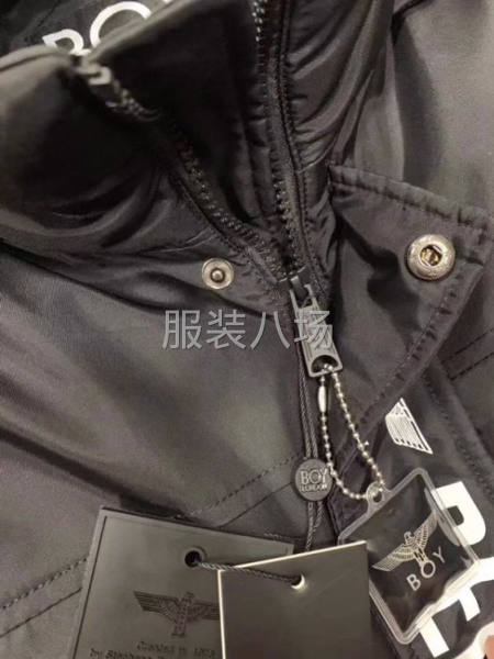 187一件，50件起批，正品潮牌boy羽绒服，长款带真毛领-第8张图片