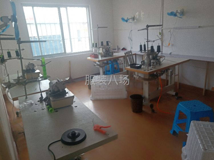 本厂承接服装加工，人员20人，质量可靠，有需要的老板可以联系-第1张图片