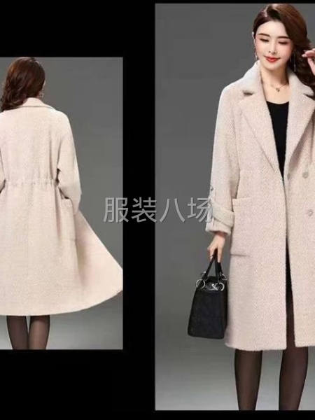 成都品牌服装各种秋女装大量上市-第8张图片