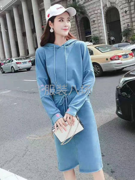 秋冬女装批发-第2张图片