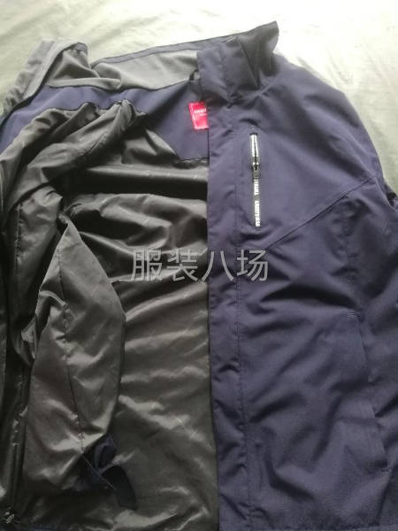 專業(yè)生產(chǎn)羽絨服 沖鋒衣 棉服-第4張圖片