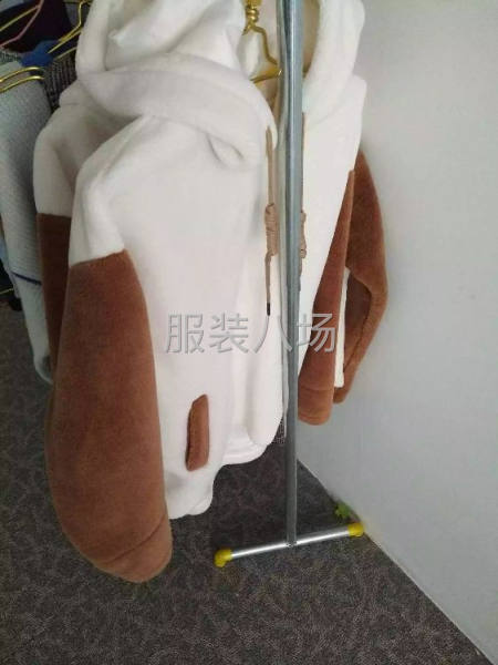 寻服装加工空档接单 外套，连衣裙针梭织都行，裤子衬衣等-第3张图片