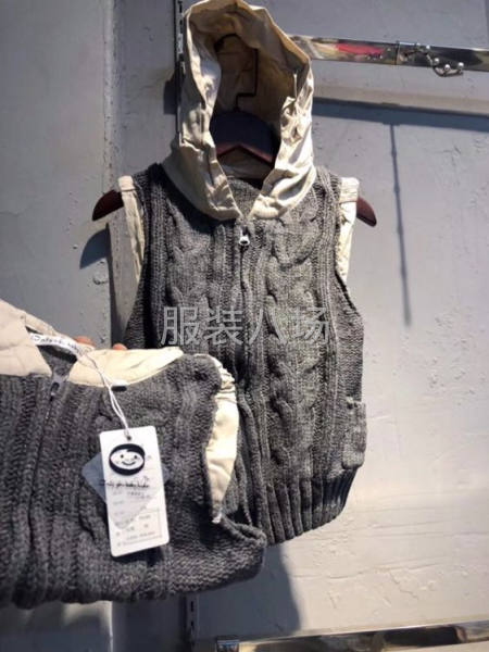 品牌童装3200件，全部原单，原包装，5到13码，全清.5元-第4张图片