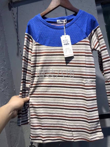 品牌童装3200件，全部原单，原包装，5到13码，全清.5元-第1张图片