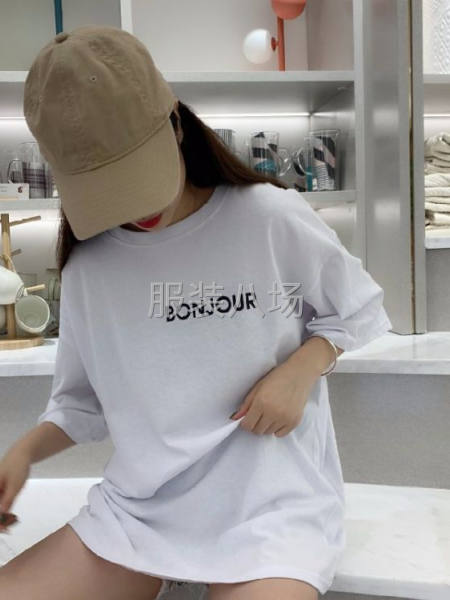 女装批发零售，帮忙找款一件代发-第2张图片