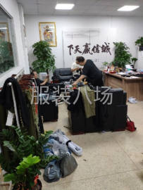 undefined - 诚寻卫衣 夹克 棉衣、毛毛衣、风衣客户长期合作！ - 图2