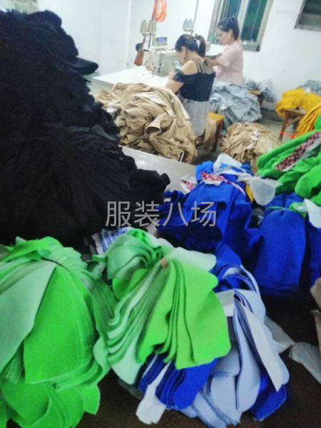 小型针织衫,卫衣,梭织衬衫加工厂