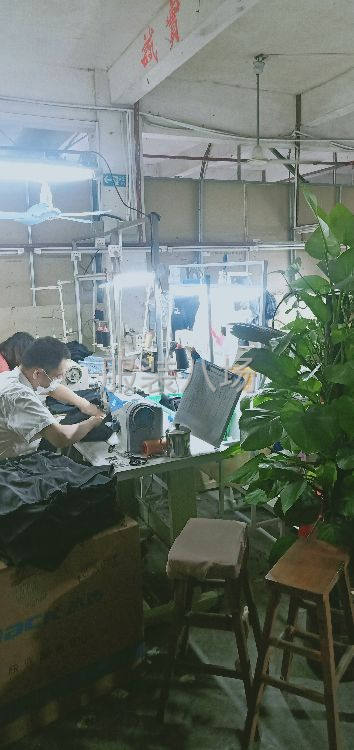 招聘熟练缝纫工-第2张图片