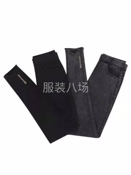 女裤厂招熟练车位十名-第1张图片