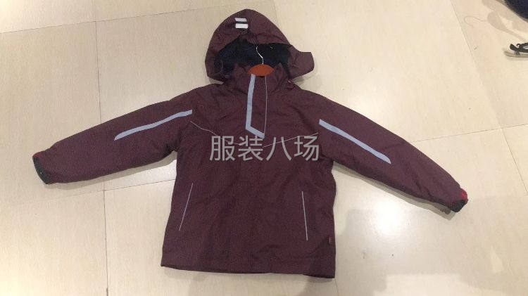 专业冲锋衣生产厂家急聘-第1张图片