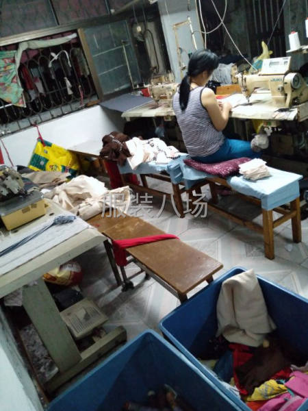 夫妻档专做针梭织服装-第1张图片