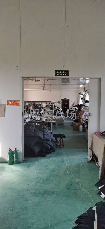 120车工六条线接单棉服羽绒服风衣-第4张图片