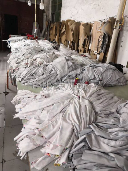 鑫亿特服装厂 招聘 熟练缝纫机工-第5张图片