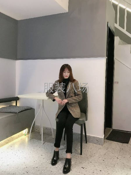 女裝小西裝外發-第2張圖片