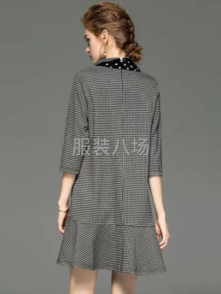 武汉品牌折扣女装批发-第4张图片