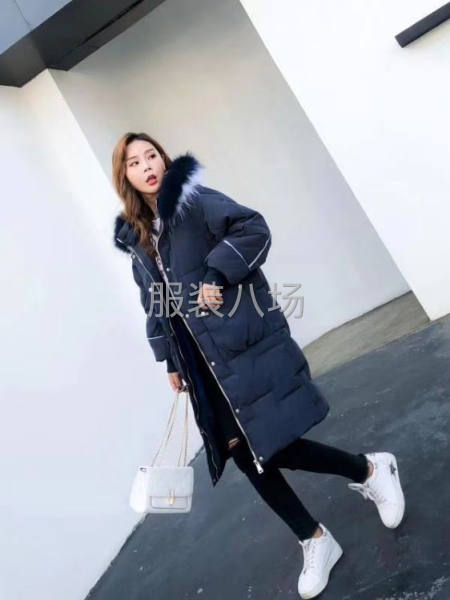 武汉品牌折扣女装批发-第1张图片
