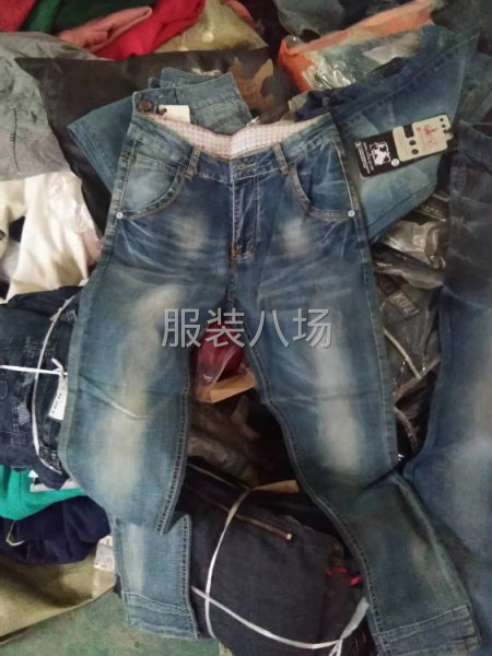 牛仔裤便宜处理牛仔裤，过这个村没有这个店-第2张图片