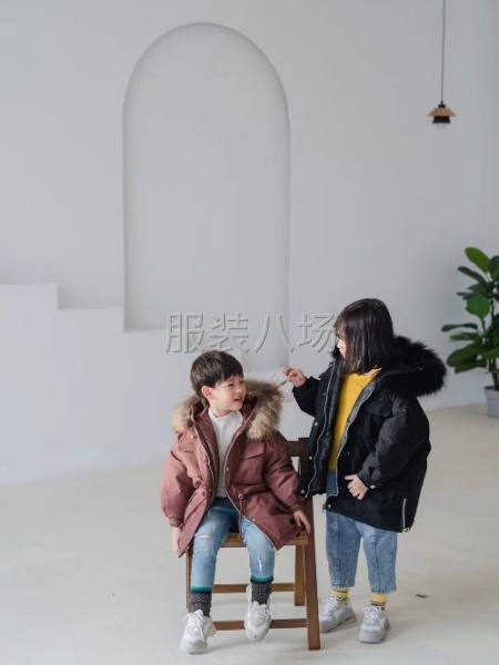 儿童羽绒服派克服真毛领-第4张图片