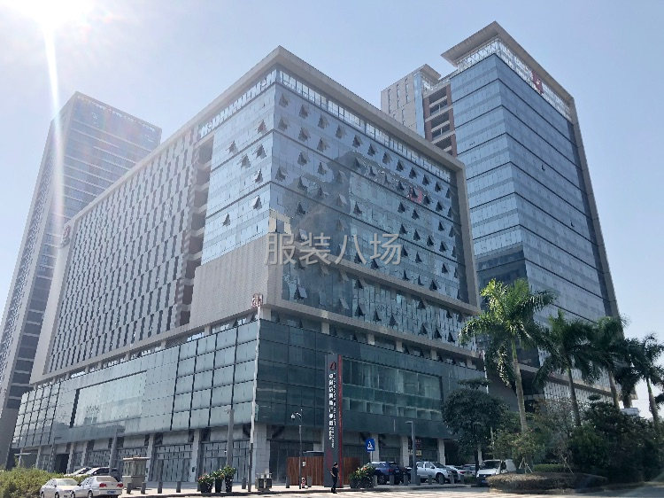 布吉区域地铁口店铺 物业直租-第3张图片