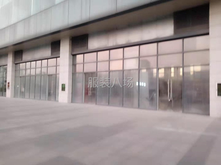 布吉区域地铁口店铺 物业直租-第2张图片