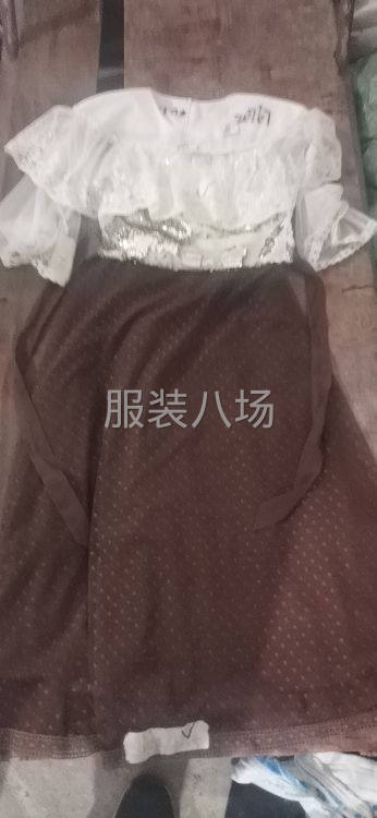 本厂二十四个车位，质量上乘，常年承接来料加工-第5张图片