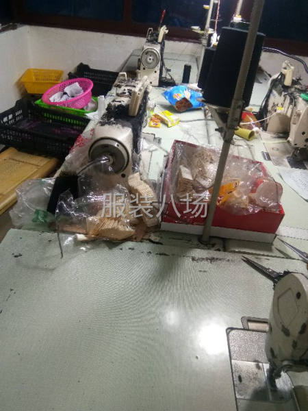 五人小作坊承接女裤裁片加工-第1张图片