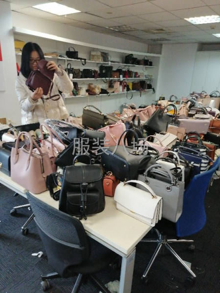 工厂杂款品牌女式包包处理-第7张图片