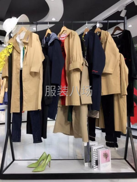 品牌女装折扣精品组货－【赢画】-第2张图片
