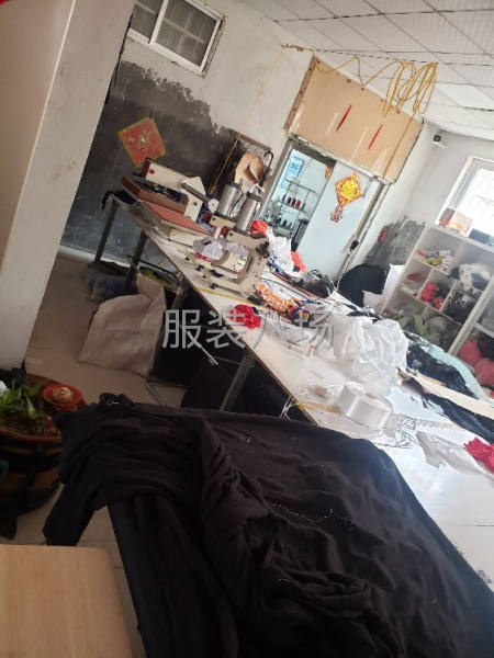 承接短袖卫衣卫裤校服四针六线加工-第9张图片