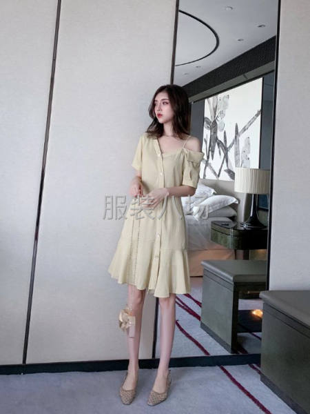 复古桔梗露肩连衣裙女收腰显瘦气质-第8张图片