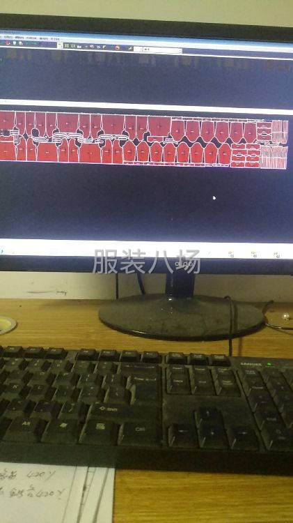 临工裁床师傅-第1张图片