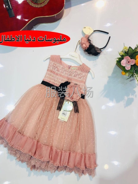 20个车位服装厂-第2张图片