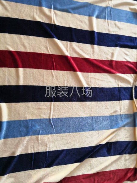包邊法蘭絨毛毯-第2張圖片