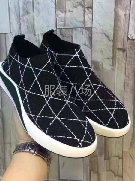 专业定做毛衣校服，针织鞋面。-第6张图片