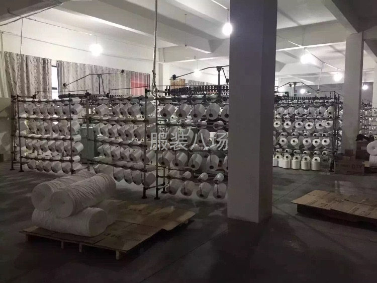 专业牛奶丝印花磨毛面料-第1张图片