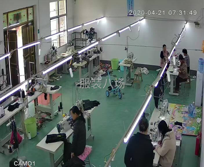 寻找裤子货源量大的本厂十个人。-第1张图片