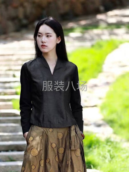 本人在郑州北环附近承接团体定制外加工各种各样服装-第5张图片