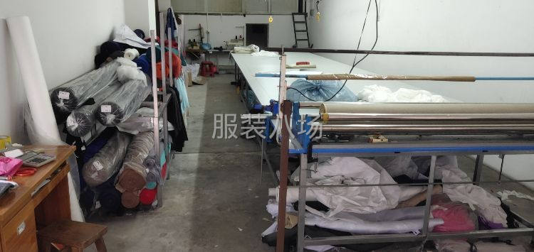 服装裁床加工，欢迎合作。-第2张图片