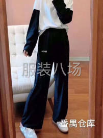 undefined - 服装批发，体恤，牛仔裤， - 图1