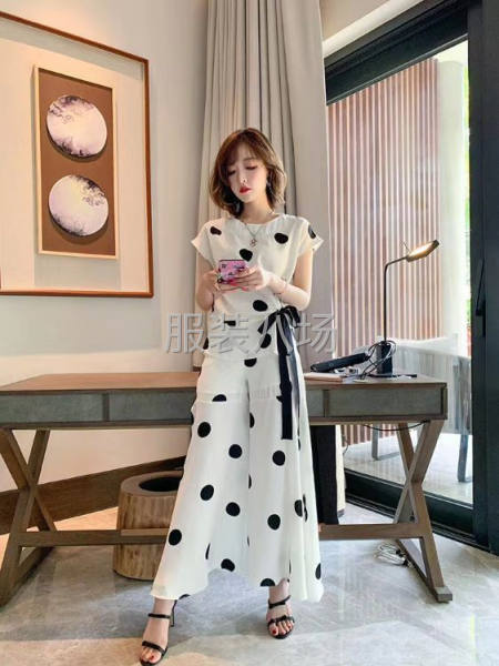 精品服裝加工-第5張圖片
