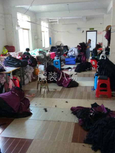 本廠專業(yè)加工針織男女套裝和男女褲，兒童套裝，半精品跑量都可以-第2張圖片