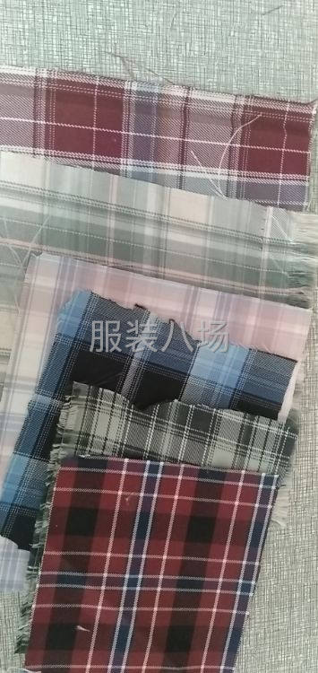 jk制服格裙服装加工厂-第1张图片