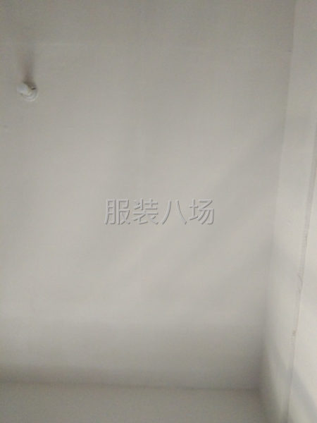 做活仔细，认真，什么衣服都做过-第1张图片