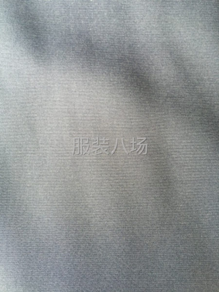 厂家直销T400破卡面料黑白，可做风衣夹克、派克服、羽绒服等-第1张图片