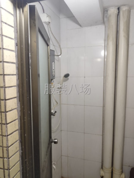 江南村菜市场对面房子转租-第2张图片