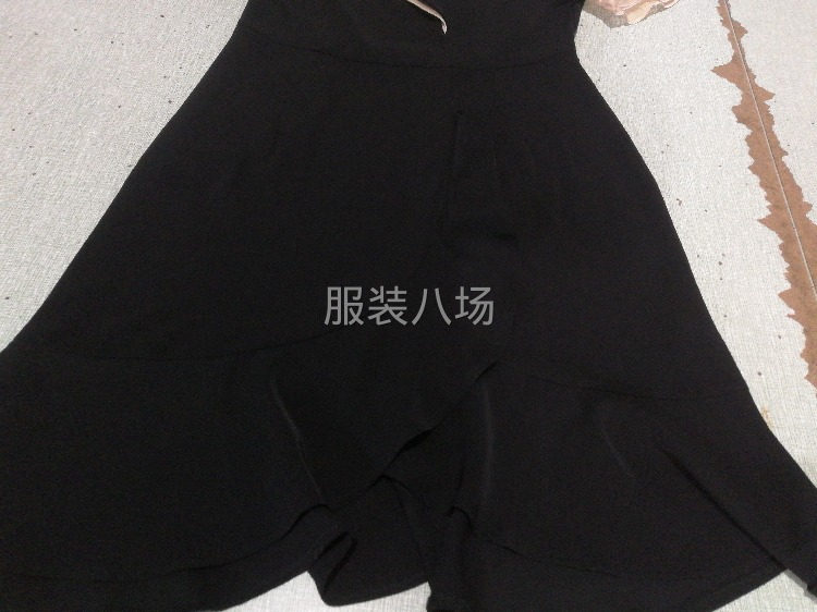 丽彩服饰现大量招车工-第2张图片