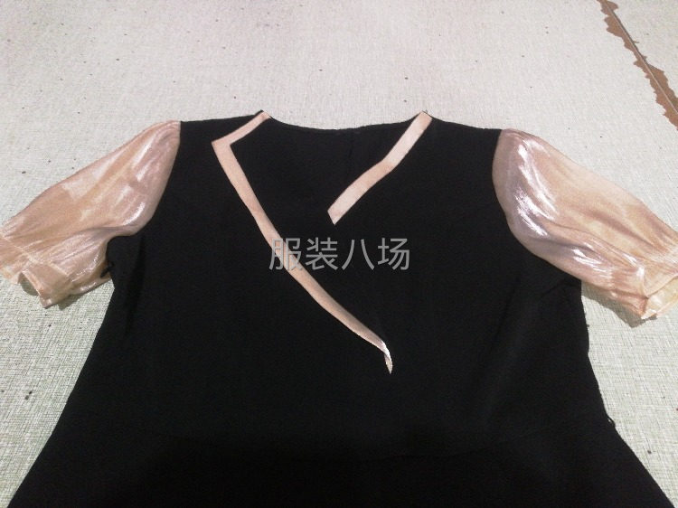 丽彩服饰现大量招车工-第3张图片