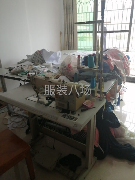 服装设计店承接衣服定制-第2张图片