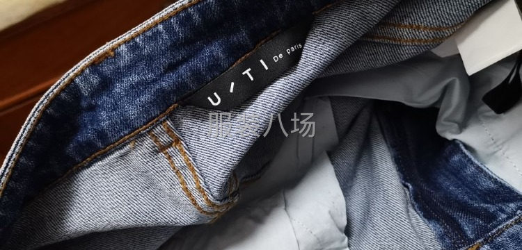 承接：牛仔服装，洗水色布服装，-第6张图片